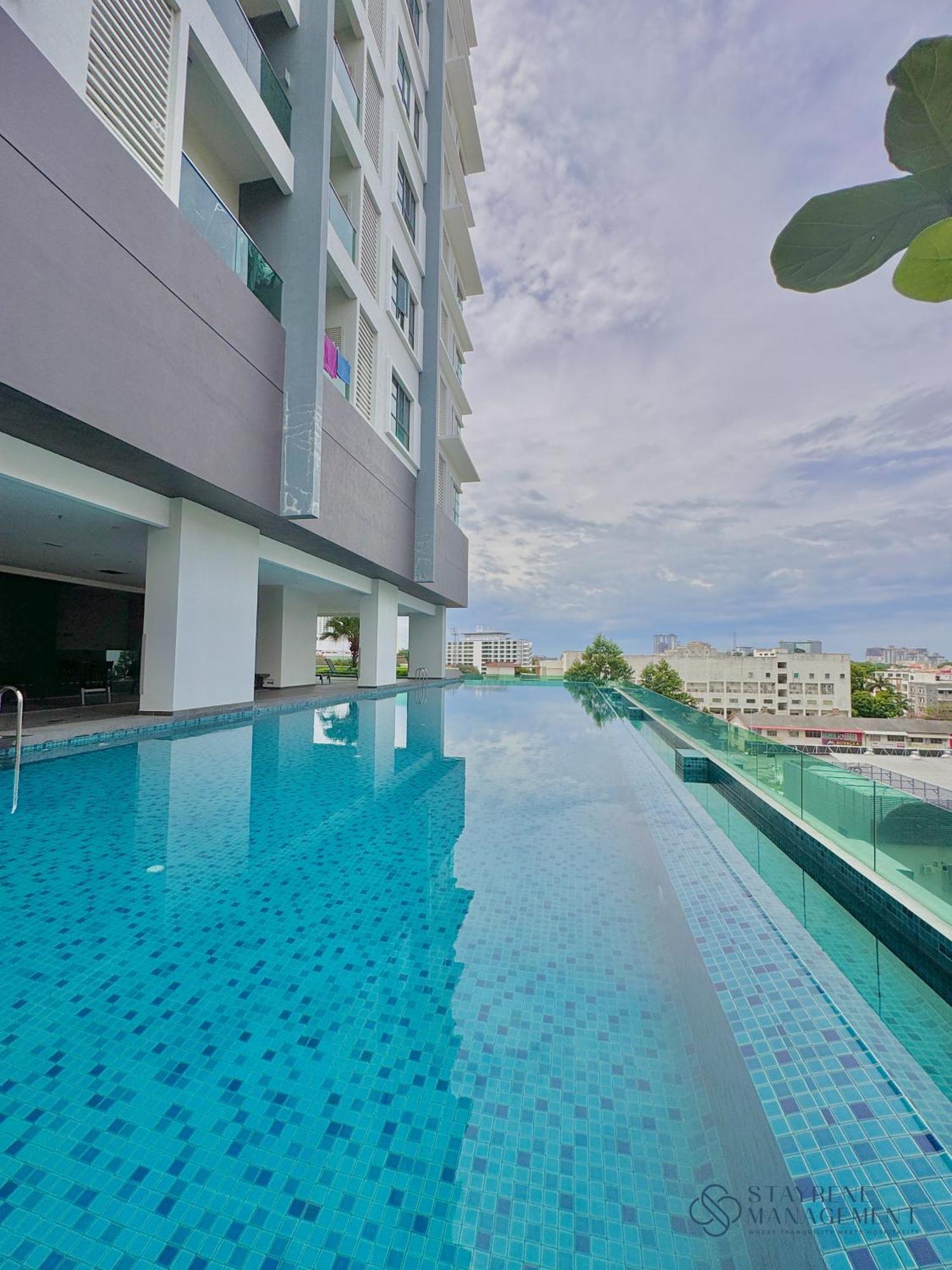 Melaka Ong Kim Wee Residences By Stayrene Экстерьер фото